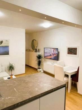 Champion Apartment